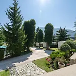 Camping Le Rochetaillée Campeggio