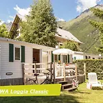 Camping Le Rochetaillée Campeggio *