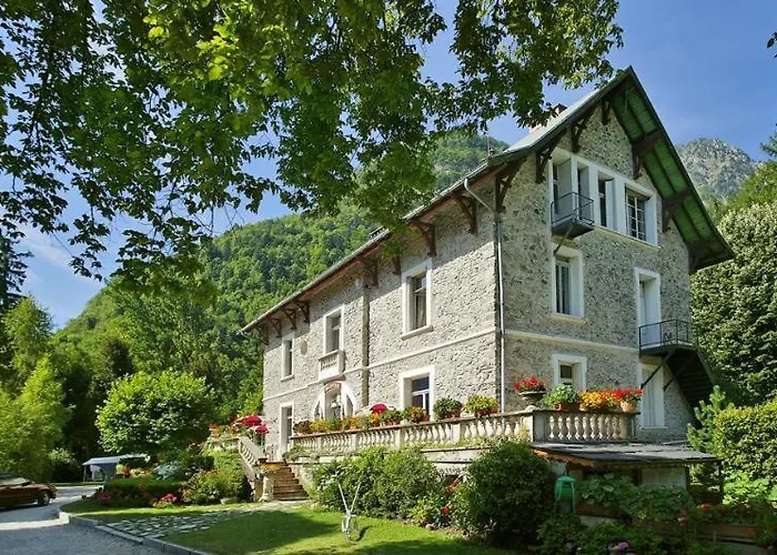 Camping Le Rochetaillee Кемпинг