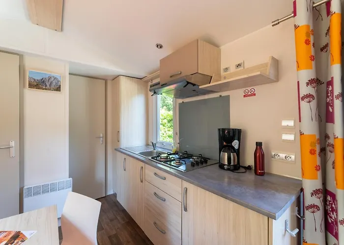 Camping Le Rochetaillee Кемпинг