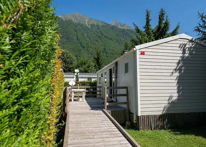 Camping Le Rochetaillee *
