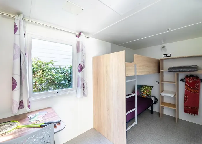 Camping Le Rochetaillee Кемпинг